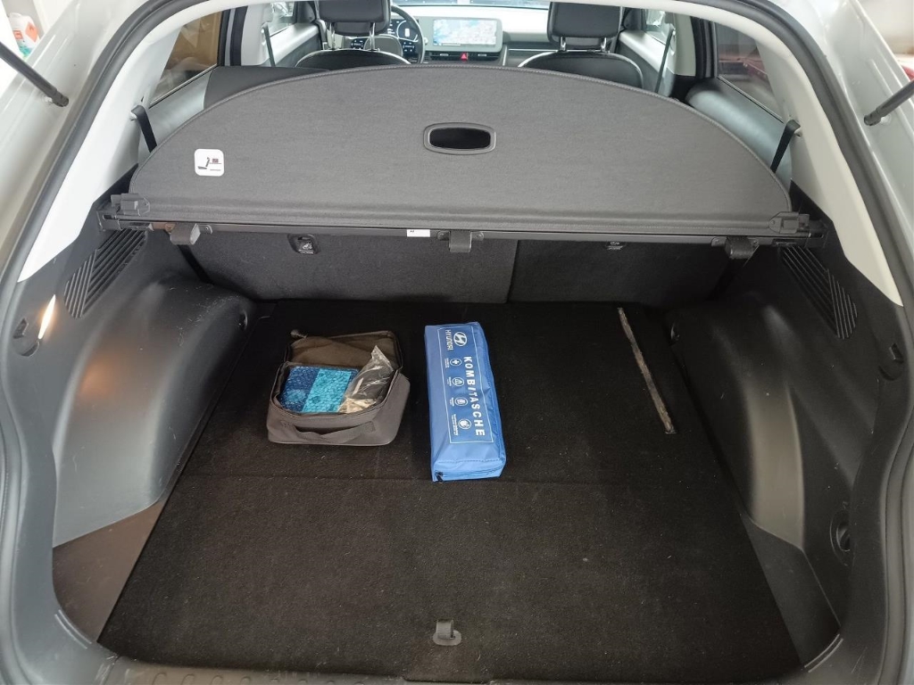 Fahrzeugabbildung Hyundai IONIQ 5 77,4kWh 4WD TECHNIQ Assist-P. Navi Digitales Cockpit LED ACC Apple CarPlay