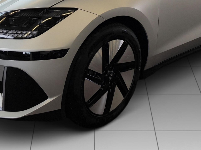 Fahrzeugabbildung Hyundai IONIQ 6 77,4kWh 4WD UNIQ Schiebedach HUD Navi Digitales Cockpit Memory Sitze Soundsystem