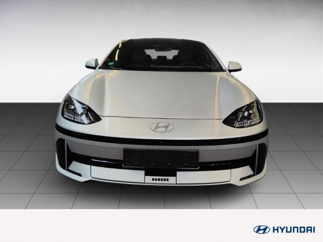 Fahrzeugabbildung Hyundai IONIQ 6 77,4kWh 4WD UNIQ Schiebedach HUD Navi Digitales Cockpit Memory Sitze Soundsystem