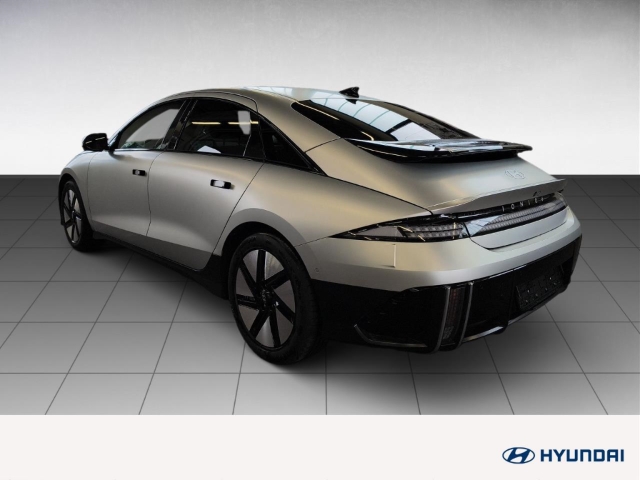 Fahrzeugabbildung Hyundai IONIQ 6 77,4kWh 4WD UNIQ Schiebedach HUD Navi Digitales Cockpit Memory Sitze Soundsystem