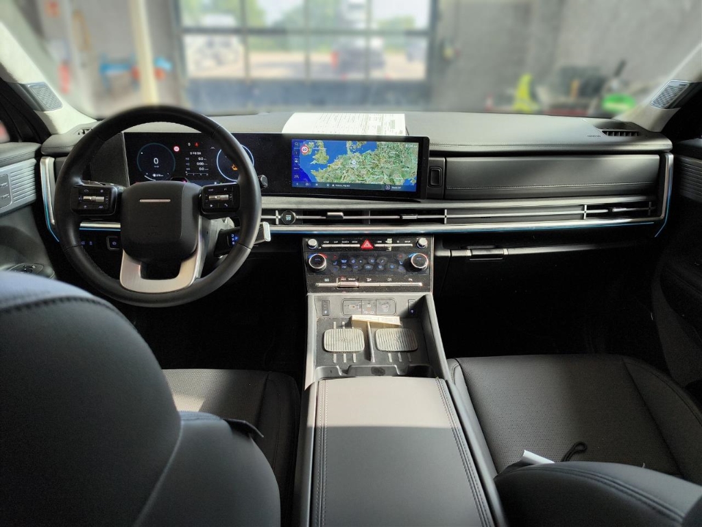Fahrzeugabbildung Hyundai SANTA FE HEV MY25 1.6 AT 4WD Signature Komf Tech 5-Sitz Navi Leder Digitales Cockpit