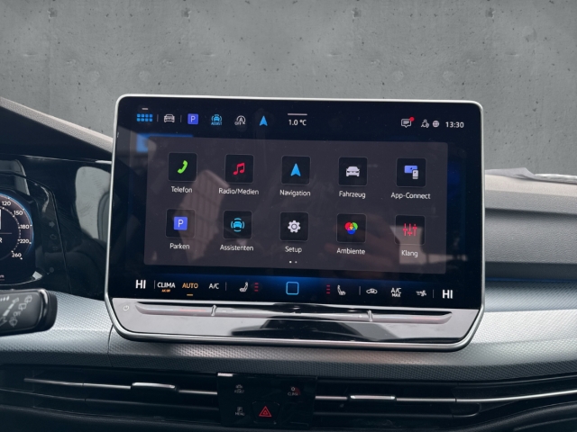 Fahrzeugabbildung Volkswagen Golf 1.5 eTSI DSG Goal AHK IQ.LIGHT ACC Navi Kam