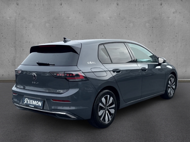 Fahrzeugabbildung Volkswagen Golf 1.5 eTSI DSG Goal AHK IQ.LIGHT ACC Navi Kam