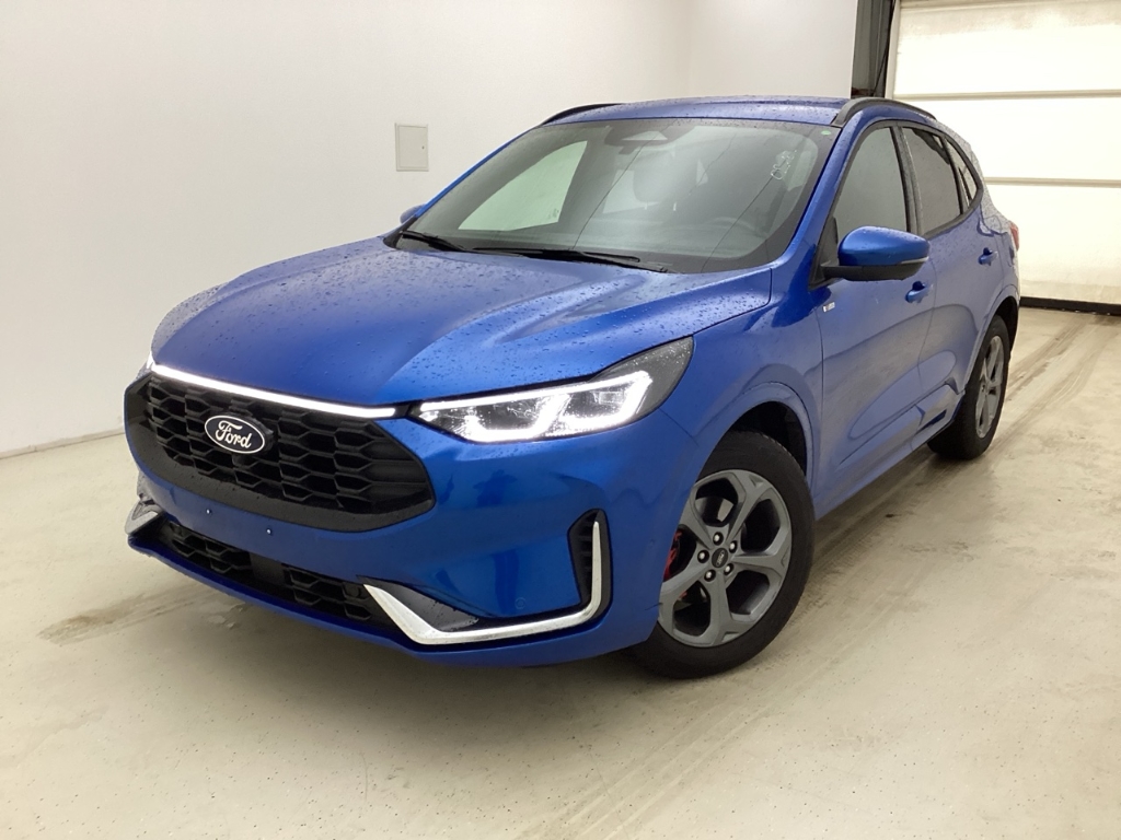 Ford Kuga 1.5EcoBoost Auto ST-LineX Matrix-LED Winter