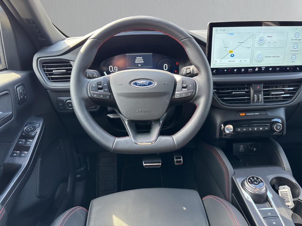 Fahrzeugabbildung Ford Kuga 1.5 EB ST-Line X Navi LED Kam360 AHK ACC HuD Allwetter