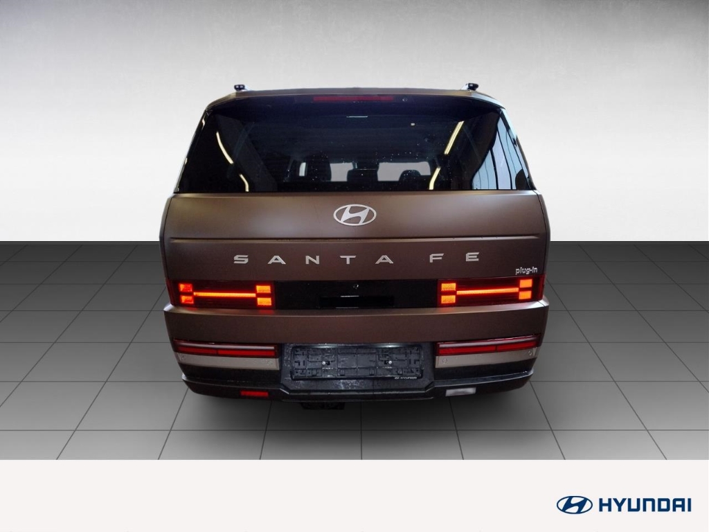 Fahrzeugabbildung Hyundai SANTA FE PHEV MY25 1.6 AT 4WD Signature Komf.P Tech.P AHK 5-Sitz Navi Leder Digi Cockpit