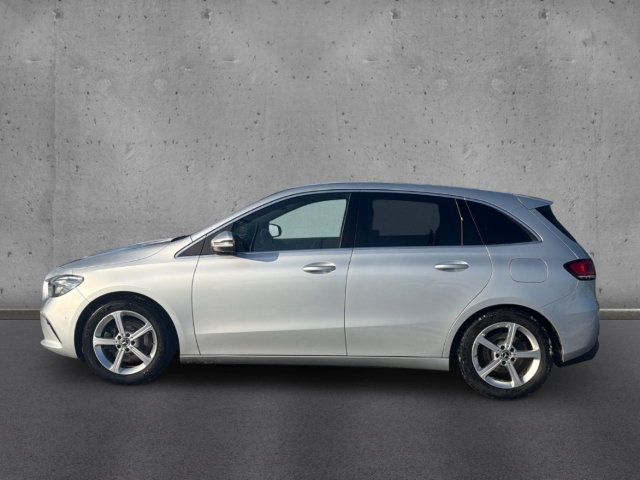 Fahrzeugabbildung Mercedes-Benz B 220 4matic DCT Progressive LED Nav elHeck RKam