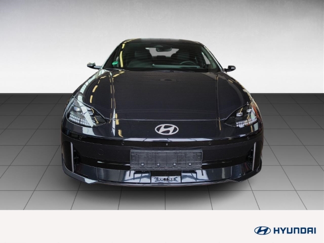 Fahrzeugabbildung Hyundai IONIQ 6 4WD 77,4kWh UNIQ Digi-Spiegel 20LM HUD Navi Digitales Cockpit Memory Sitze