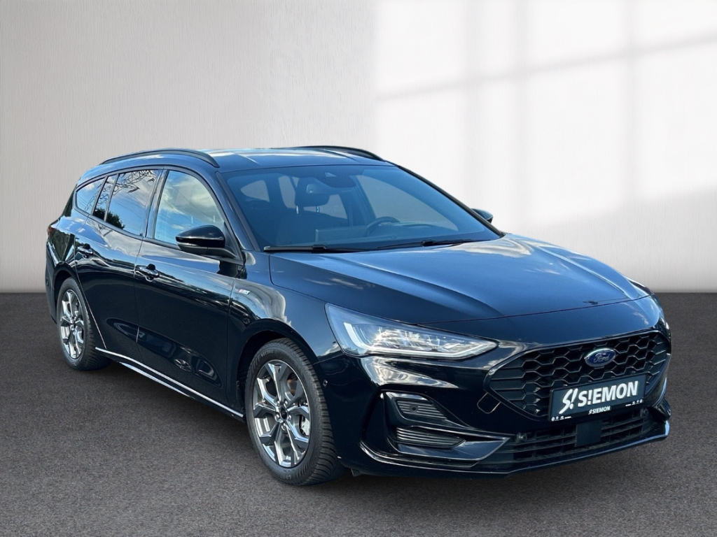 Fahrzeugabbildung Ford Focus Turnier 1.0 ST Line X AHK HUD ACC SHZ LHZ