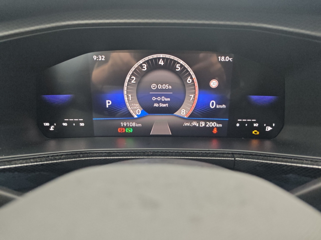 Fahrzeugabbildung Volkswagen T-Cross 1.0 TSI DSG Life ACC LED IQ.Drive SHZ RKam