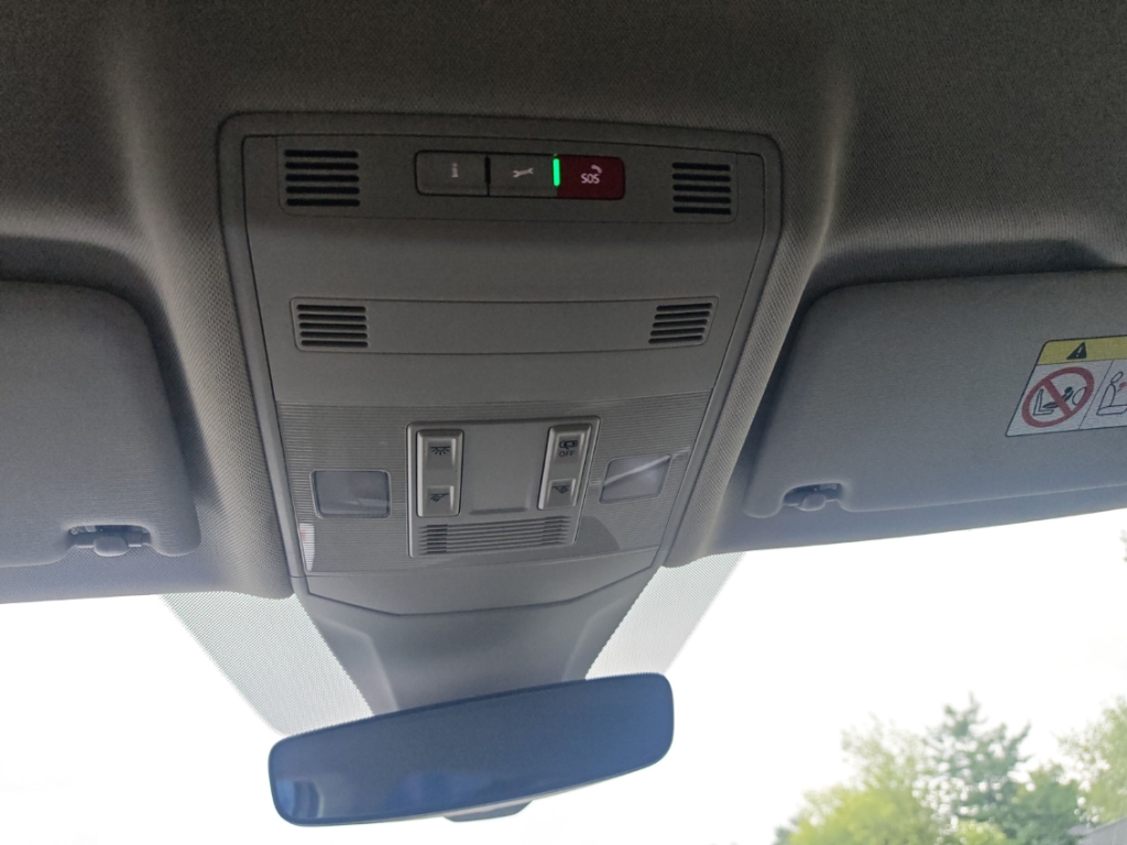 Fahrzeugabbildung Volkswagen T-Cross 1.0 TSI DSG Life ACC LED IQ.Drive SHZ RKam
