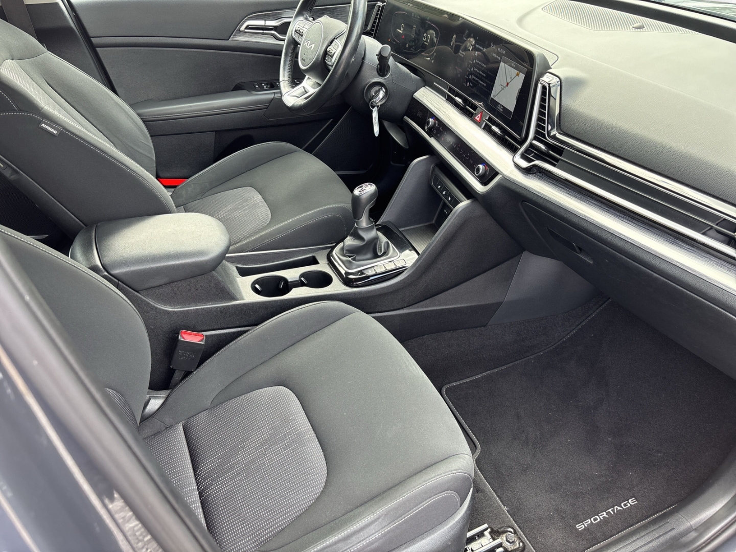 Fahrzeugabbildung Kia Sportage Vision 1,6T-GDI mHybrid RFK SHZ LHZ AHK