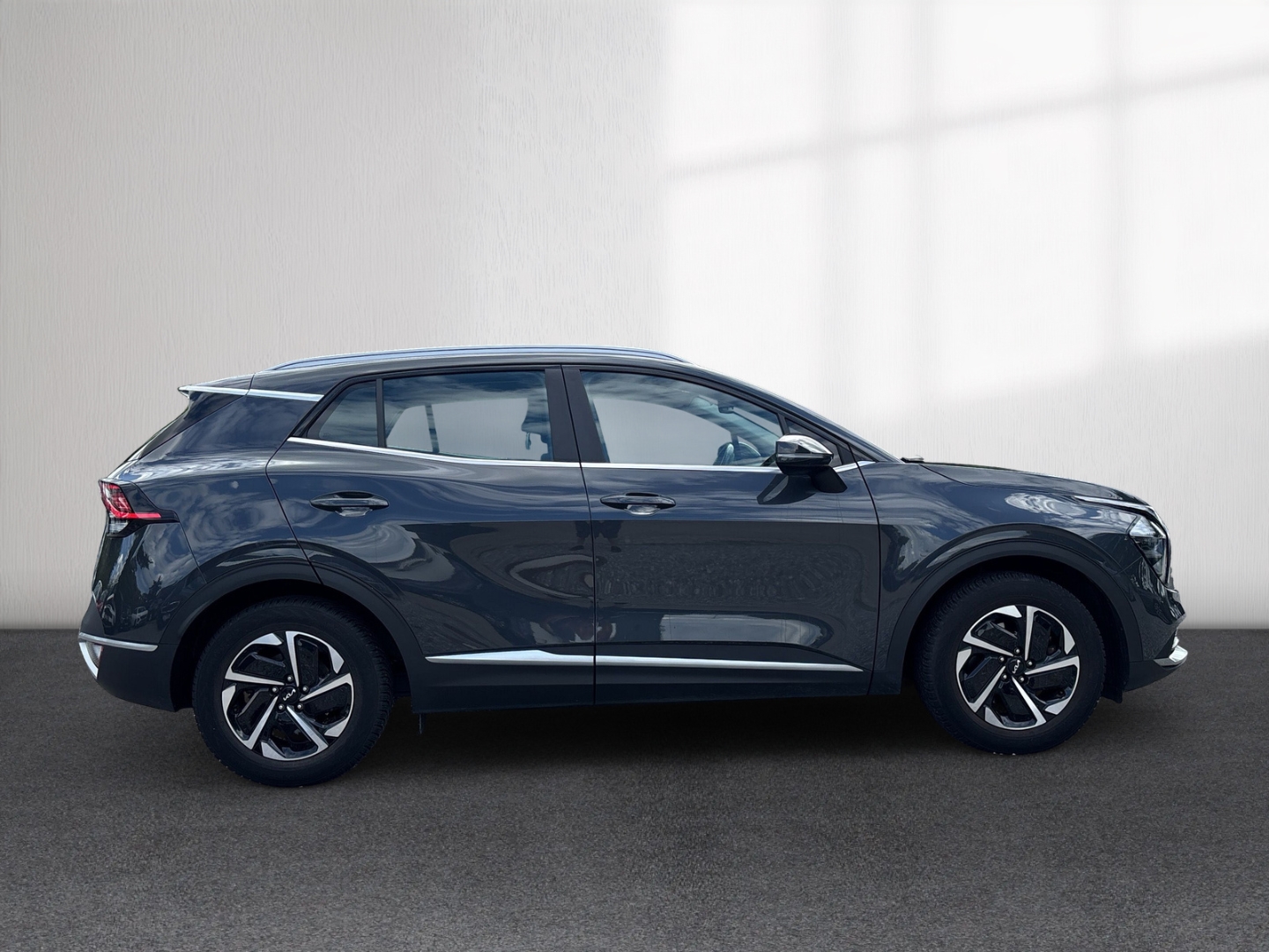 Fahrzeugabbildung Kia Sportage Vision 1,6T-GDI mHybrid RFK SHZ LHZ AHK