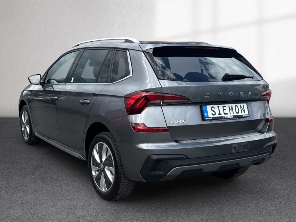 Fahrzeugabbildung SKODA Kamiq 1.0 TSI DSG 130 Jahre Premium AHK Pano Kamera