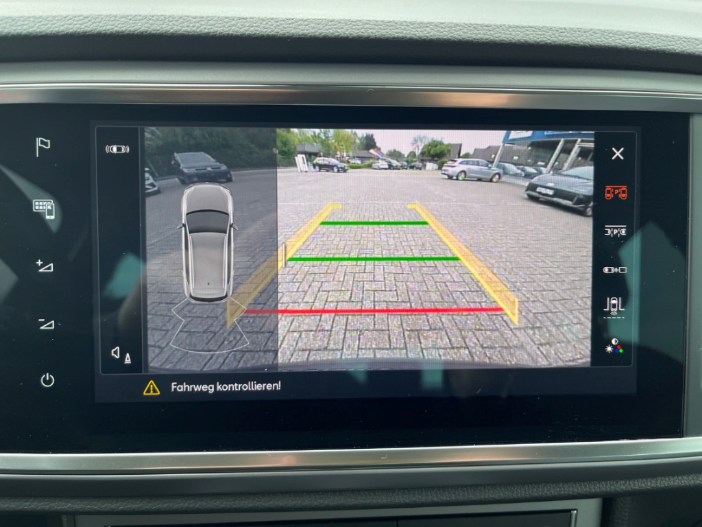 Fahrzeugabbildung SEAT Ateca 1.5 TSI FR NAVI ACC LED SHZ Full Link Alcantara