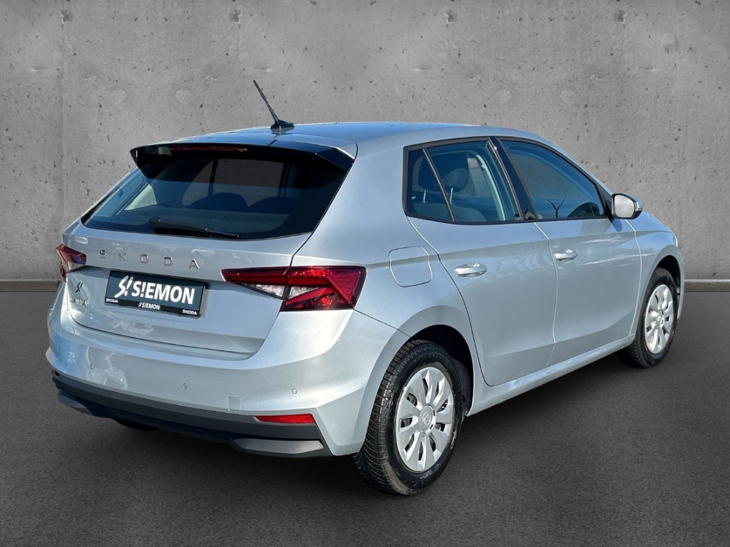 Fahrzeugabbildung SKODA Fabia 1.0 TSI SELECTION Temp PDC LED Klima SHZ Freisprech