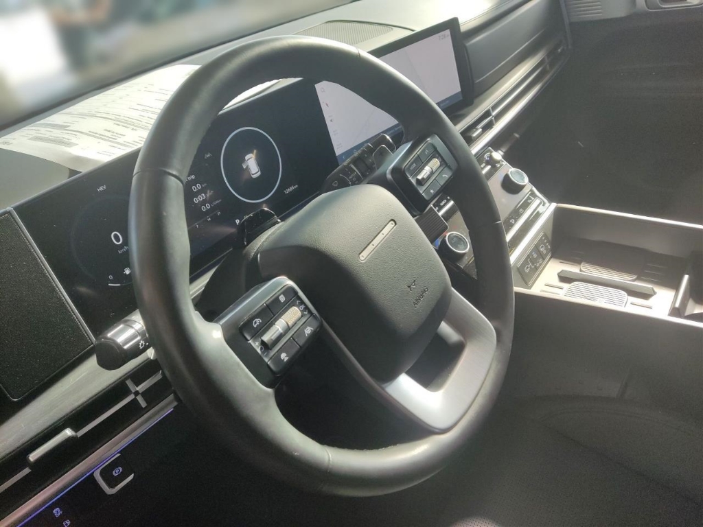 Fahrzeugabbildung Hyundai SANTA FE PHEV MY25 1.6 AT 4WD Signature Dig-Key 5-Sitz Navi Leder Digitales Cockpit