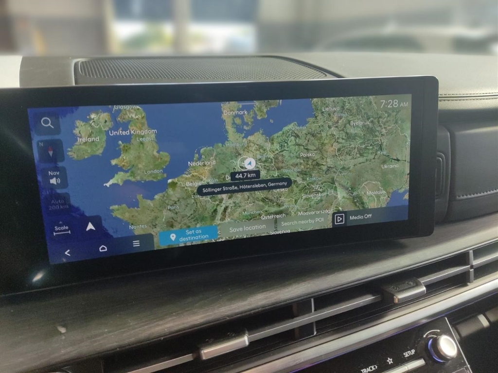Fahrzeugabbildung Hyundai SANTA FE PHEV MY25 1.6 AT 4WD Signature Dig-Key 5-Sitz Navi Leder Digitales Cockpit