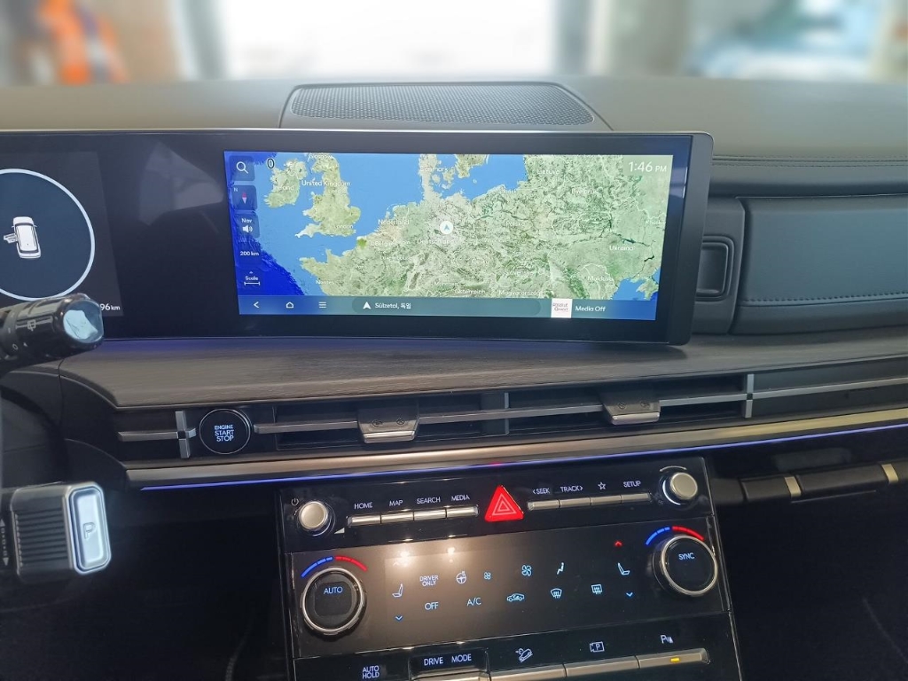 Fahrzeugabbildung Hyundai SANTA FE HEV 1.6 T-GDI AT 2WD Signature Dig Key 5-Sitze MY25 Niveau Navi Leder Digitales Cockpit