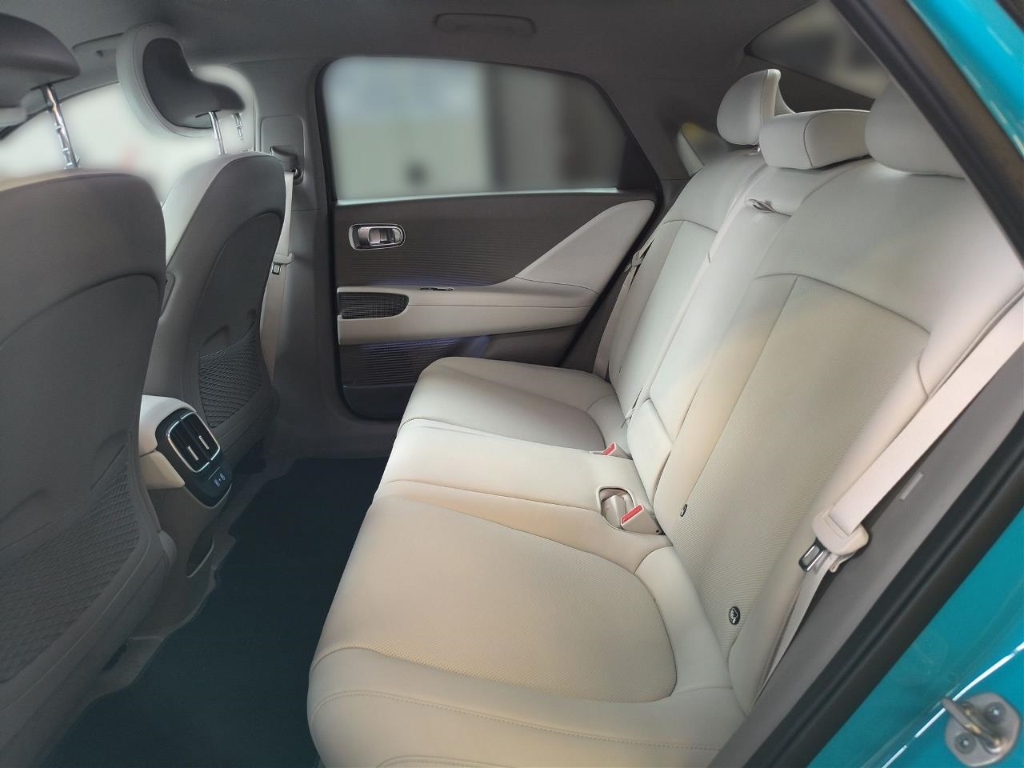 Fahrzeugabbildung Hyundai IONIQ 6 77,4kWh 2WD UNIQ Digi-Spiegel 20LM AHK HUD Navi Digitales Cockpit Memory Sitze Soundsystem