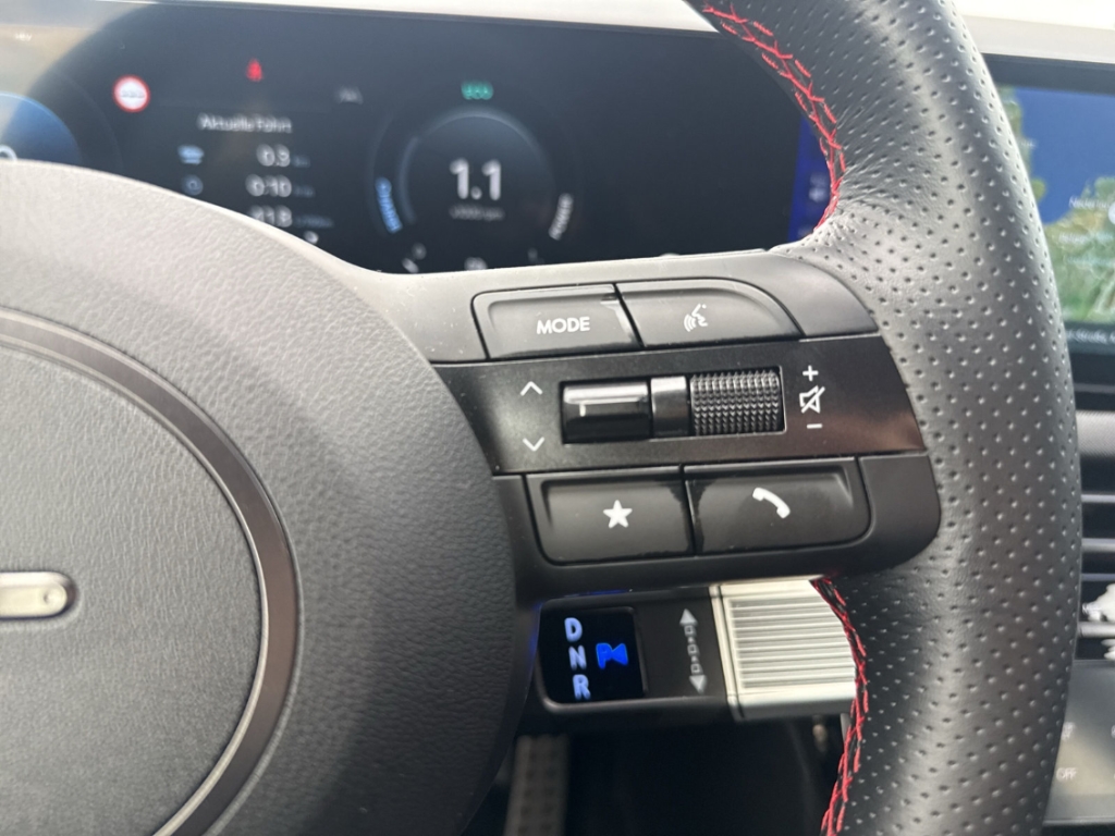 Fahrzeugabbildung Hyundai TUCSON FL PHEV 1.6 AT 4WD MY25 N-LINE MATRIX-LED Navi Digitales Cockpit Soundsystem LED ACC