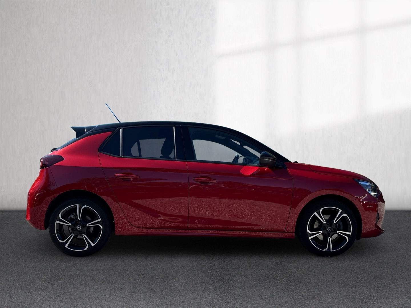 Fahrzeugabbildung Opel Corsa F GS Line 1.2 SHZ Temp PDC hinten