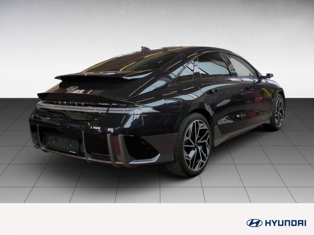 Fahrzeugabbildung Hyundai IONIQ 6 4WD 77,4kWh UNIQ Digi-Spiegel 20LM HUD Navi Digitales Cockpit Memory Sitze