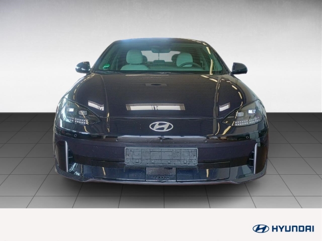 Fahrzeugabbildung Hyundai IONIQ 6 77,4kWh 4WD UNIQ 20LM HUD Navi Digitales Cockpit Memory Sitze Soundsystem