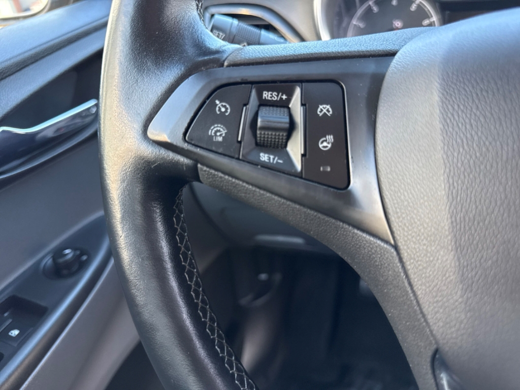 Fahrzeugabbildung Opel Karl 1.0 Exklusive Klima GRA PDC SHZ Bluetooth