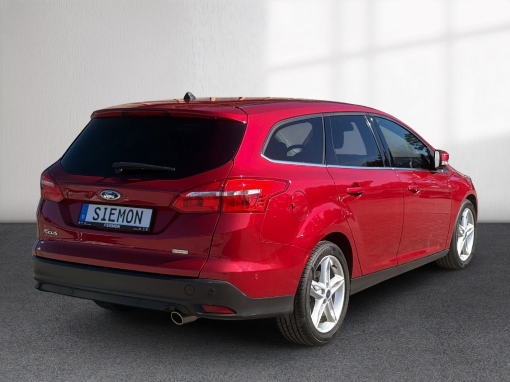 Fahrzeugabbildung Ford Focus Turnier Titanium 1.5 eB Titanium BiXen Navi Temp SHZ LHZ