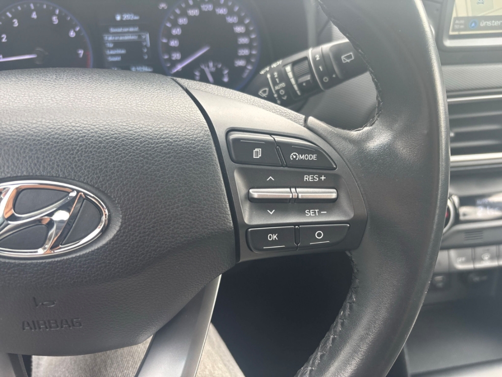 Fahrzeugabbildung Hyundai KONA 1.0 T-GDI Trendline Navi Krell CarPlay RKam Allwetter