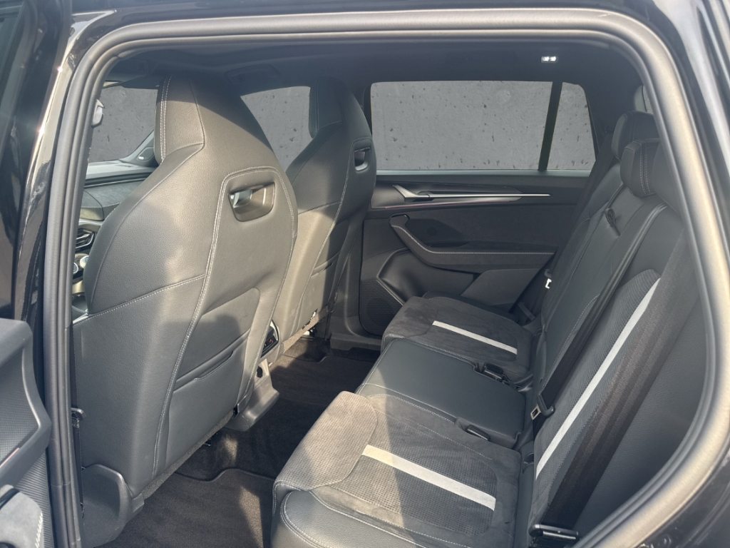 Fahrzeugabbildung SKODA Kodiaq TDI DSG Sportline Pano MatrLED Canton Kam