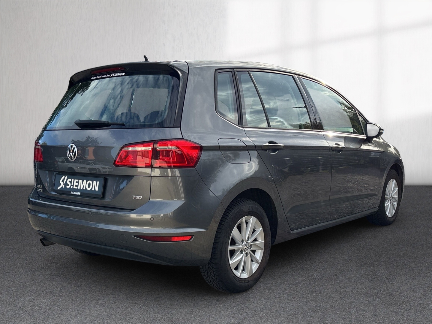 Fahrzeugabbildung Volkswagen Golf Sportsvan VII Trendline BMT Start-Stop PDC