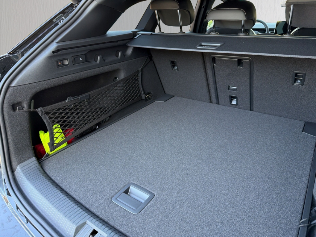Fahrzeugabbildung Volkswagen ID.7 Tourer Pro S AHK EasyOpen HuD 360 Kam IQ-Drive