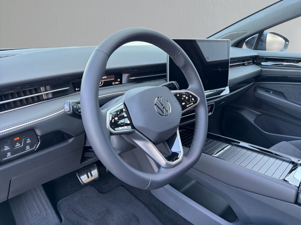 Fahrzeugabbildung Volkswagen ID.7 Tourer Pro S AHK EasyOpen HuD 360 Kam IQ-Drive