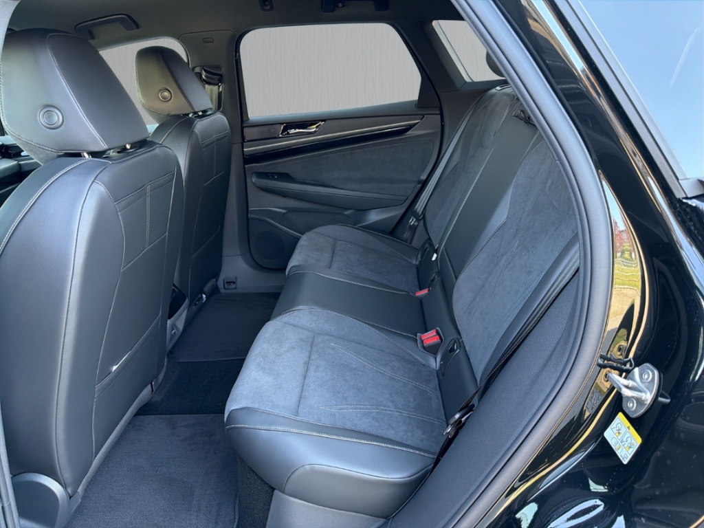 Fahrzeugabbildung Volkswagen ID.7 Tourer Pro S AHK EasyOpen HuD 360 Kam IQ-Drive