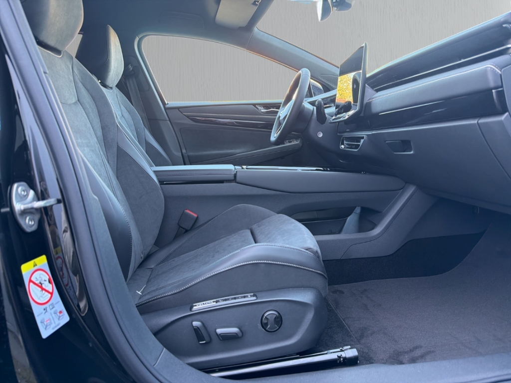 Fahrzeugabbildung Volkswagen ID.7 Tourer Pro S AHK EasyOpen HuD 360 Kam IQ-Drive