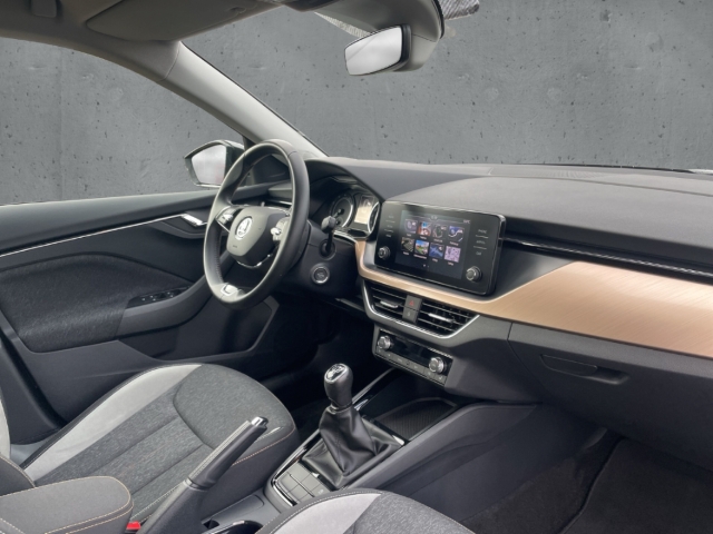 Fahrzeugabbildung SKODA Kamiq 1.0 TSI Style LED SHZ PDC Klima FrontAss