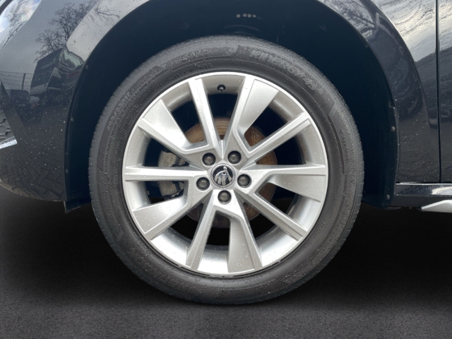 Fahrzeugabbildung SKODA Kamiq 1.0 TSI Style LED SHZ PDC Klima FrontAss