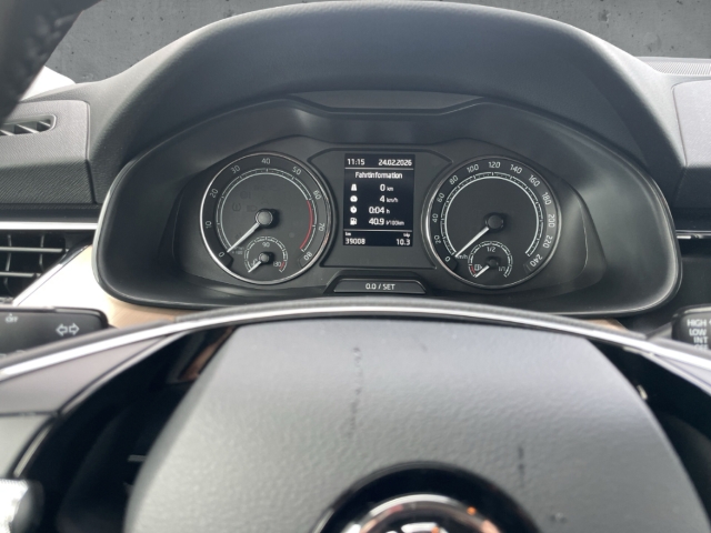 Fahrzeugabbildung SKODA Kamiq 1.0 TSI Style LED SHZ PDC Klima FrontAss