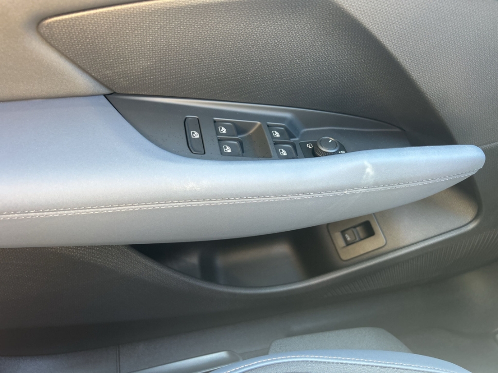 Fahrzeugabbildung CUPRA Terramar 1.5 TSI DSG Temp SHZ Rückfahrkam.