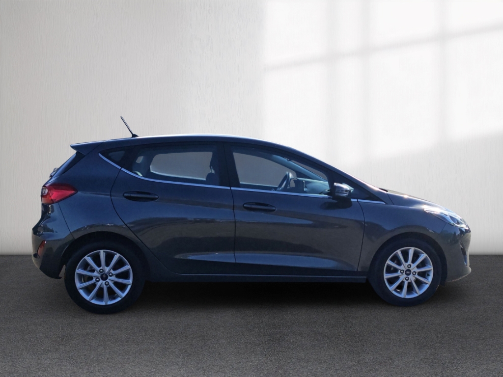 Fahrzeugabbildung Ford Fiesta 1.0 EcoBoost Titanium PDC SHZ Tempo