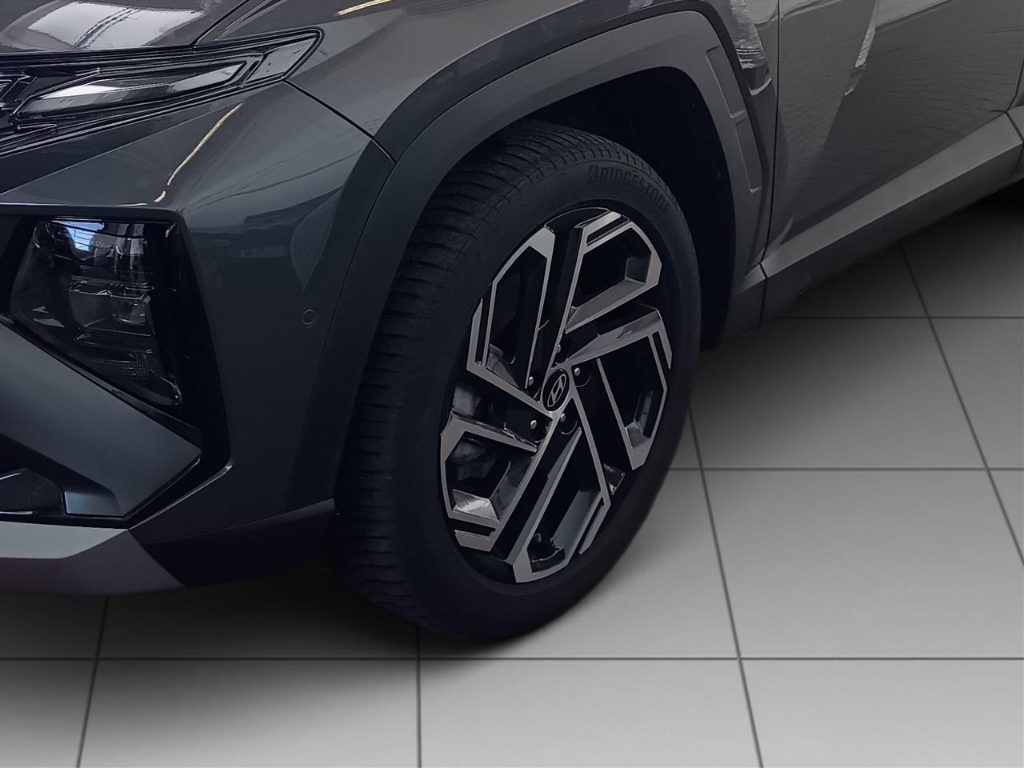 Fahrzeugabbildung Hyundai TUCSON FL PHEV 1.6 AT 4WD MY25 Prime ECS Assist-P MATRIX-LED Leder Digitales Cockpit Soundsystem