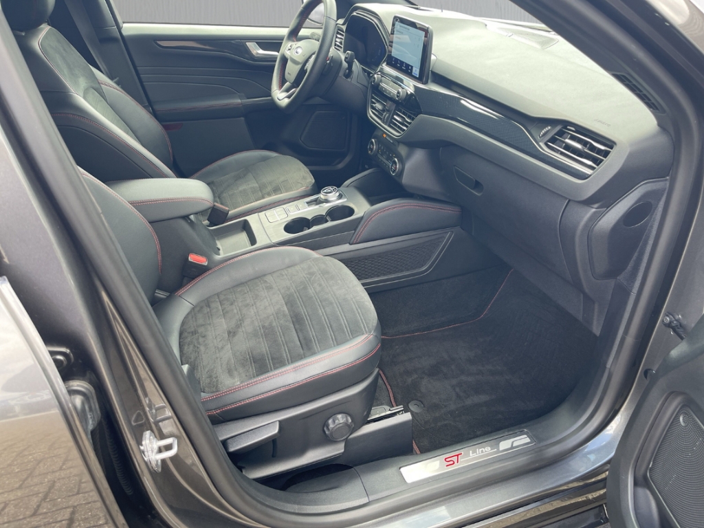 Fahrzeugabbildung Ford Kuga ST-Line X 2.0 EcoBlue 4x4 Aut. B&O RFK SHZ