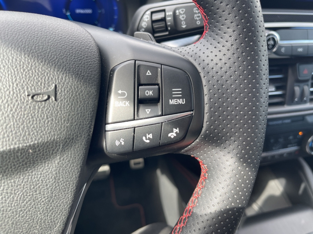 Fahrzeugabbildung Ford Kuga ST-Line X 2.0 EcoBlue 4x4 Aut. B&O RFK SHZ