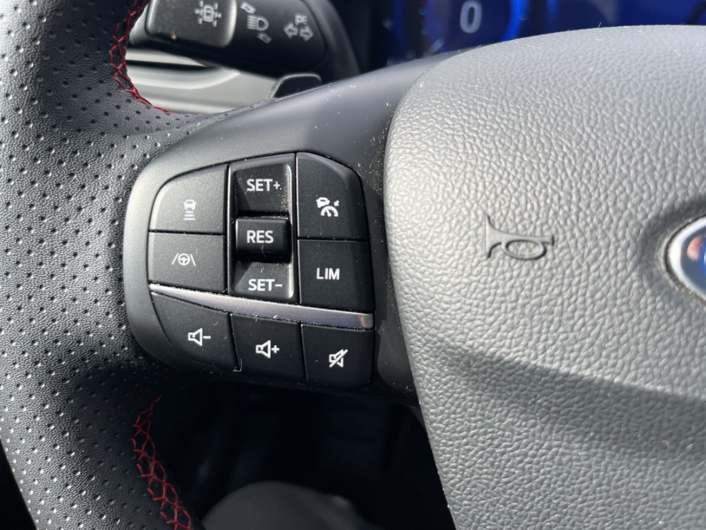Fahrzeugabbildung Ford Kuga ST-Line X 2.0 EcoBlue 4x4 Aut. B&O RFK SHZ