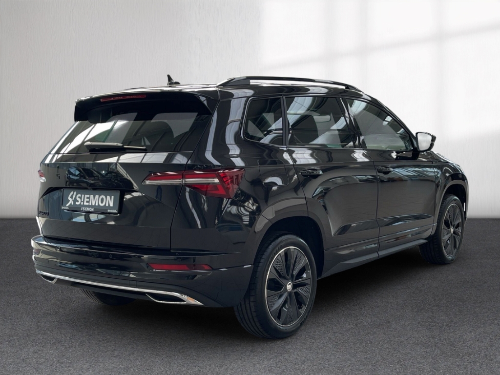 Fahrzeugabbildung SKODA Karoq 1.5 TSI DSG Sportline AHK Pano LED SHZ PDC