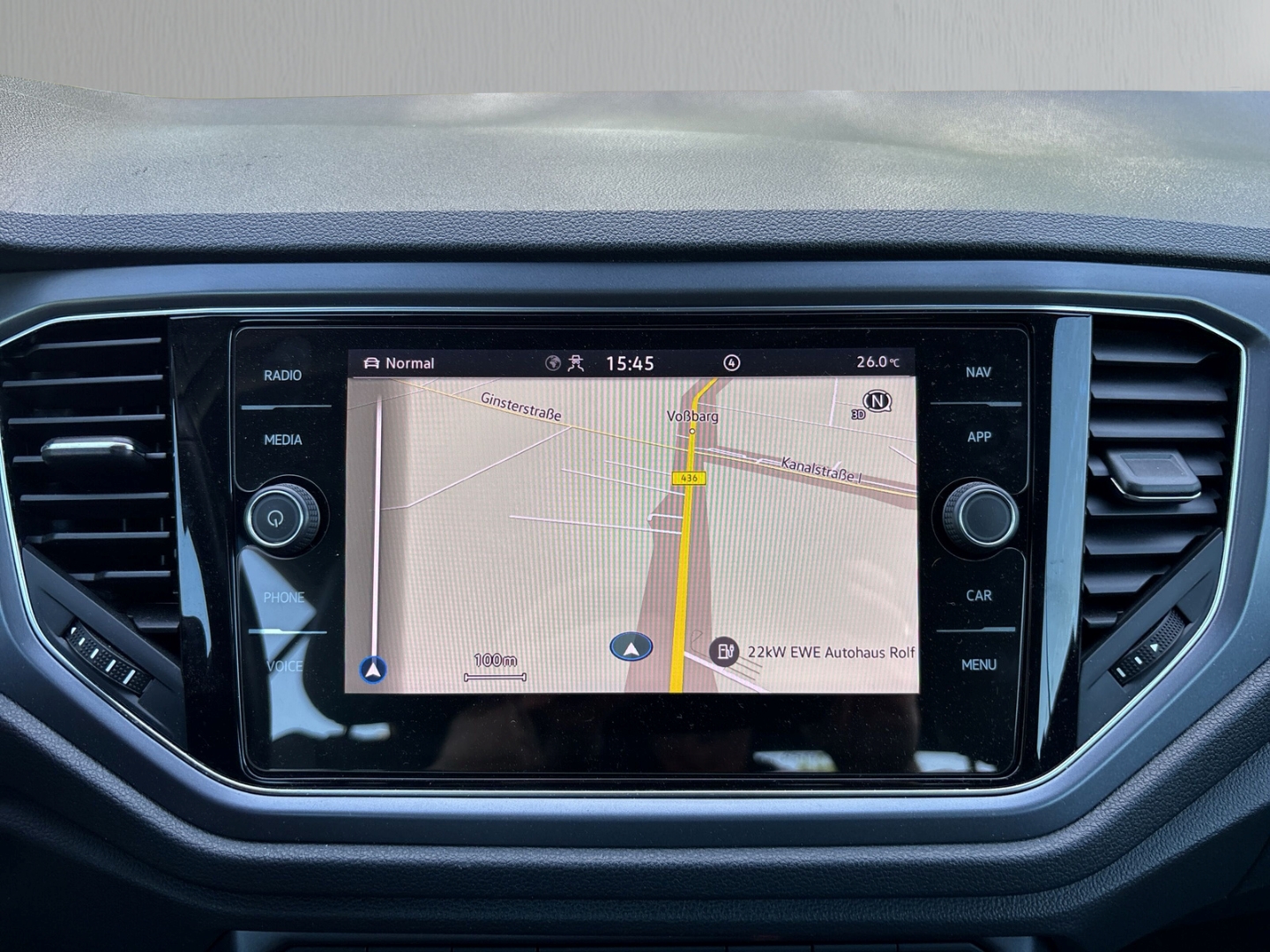 Fahrzeugabbildung Volkswagen T-Roc Cabrio R-Line 1,5TSI SHZ RFK LED LMF PDC