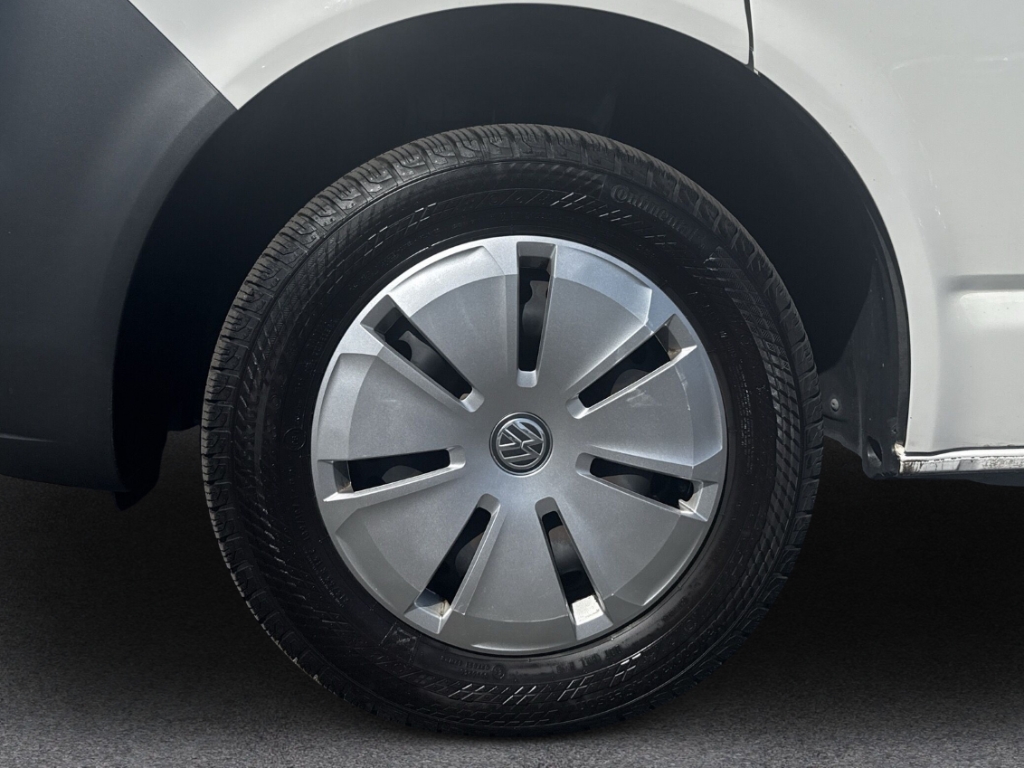 Fahrzeugabbildung Volkswagen Transporter 6.1 TDI Kasten eFH PDC Klima ZV MAL