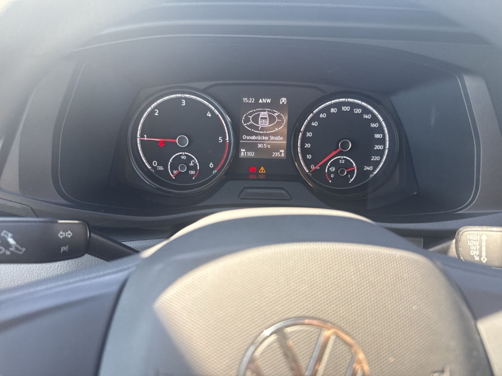 Fahrzeugabbildung Volkswagen Transporter 6.1 TDI Kasten eFH PDC Klima ZV MAL